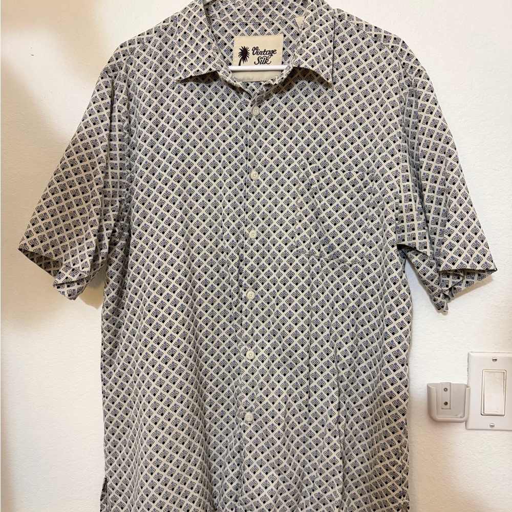 Vintage Men's Geometric Black and White Shirt